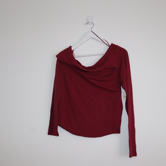 We are the free | Off the shoulder long Sleeve Size XL - Picture 1 of 5